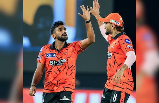 SRH vs RCB: रजत पाटीदार की जुझारू पारी भी RCB के नहीं आई काम, SRH ने 55 रनों से हराया