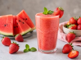 Watermelon Strawberry Shake: गर्मी में हर घूंट देगा ठंडक, घर पर बनाएं ये सुपर टेस्टी शेक