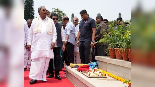 Change Of Guard In Karnataka Tomorrow? Siddaramaiah Seeks Governor Appointment Amid New CM Buzz
