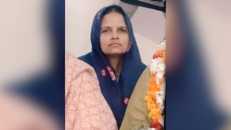 UP: ईंट-हथौड़े से सिर कूच कर 4 बच्चों के हत्याकांड में नया मोड़, मां का शव मिला; पुलिस के लिए पहेली बना केस