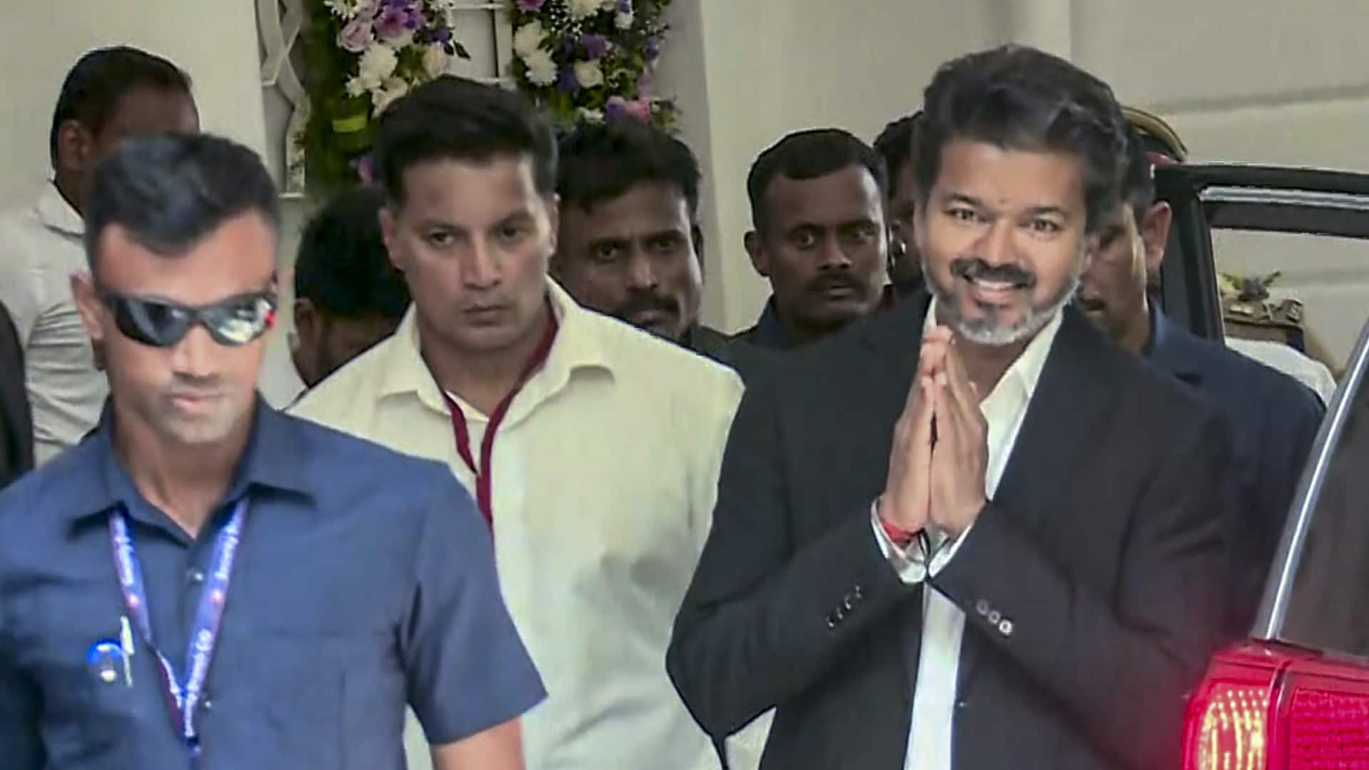 Vijay Meets AIADMK 'Rebels' As EPS Rival Shanmugam Says "Ready To Back TVK"