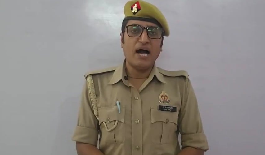 योगी जी ध्यान दीजिए...आवास और पुलिस लाइन की बदतर हालत पर सिपाही सुनील की यूपी CM से गुहार