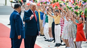 Xi-Trump Summit Goes Viral With Unscripted Moments