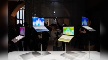 Apple Q2 Results: Forecast Tops Estimates Even As Mac Shortages Linger