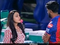 PBKS vs RCB: पंजाब किंग्स की लगातार छठी हार से निराश हुईं प्रीति जिंटा, कप्तान श्रेयस अय्यर से गंभीर बातचीत की तस्वीर वायरल