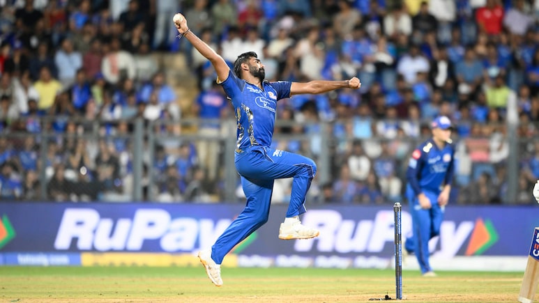 IPL 2026: क्यों फेल हो रहे जसप्रीत बुमराह, लेकिन भुवनेश्वर बरपा रहे कहर? पूर्व तेज गेंदबाज ने दिया जवाब