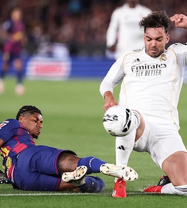 Barcelona vs Real Madrid LIVE Score, El Clasico: Heated Brawl Explodes In 2nd Half, Frustration For Real Madrid | FCB 2-0 RMA