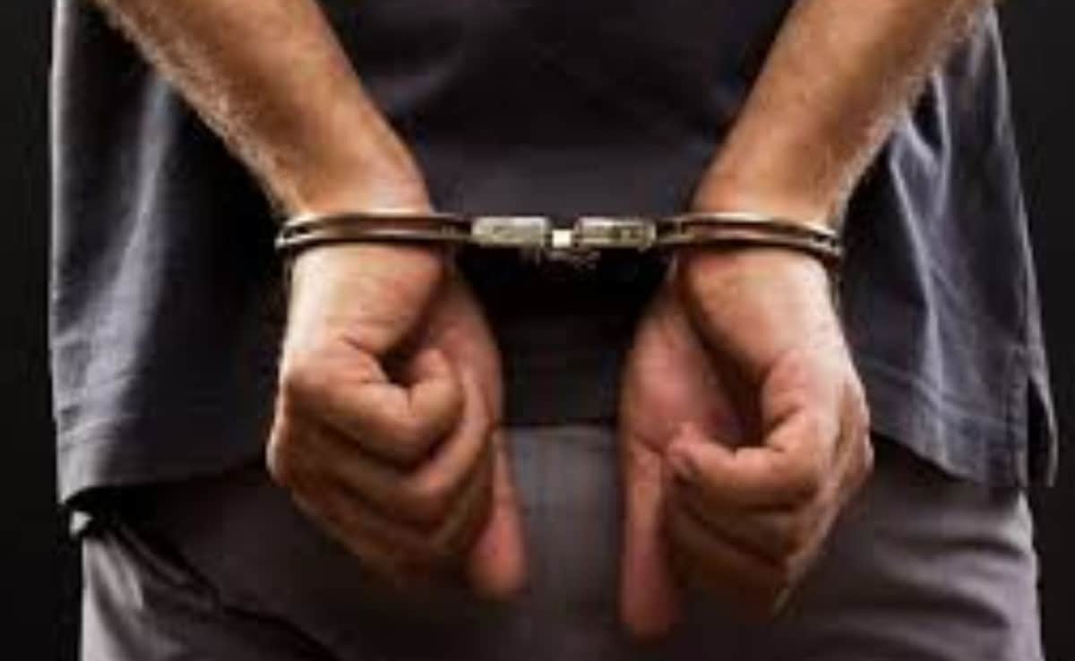 रामगढ़ डकैती कांड: पुलिस ने जमीन खोदकर निकाला लूटा गया सोना, मास्टरमाइंड की पत्नी और दामाद गिरफ्तार