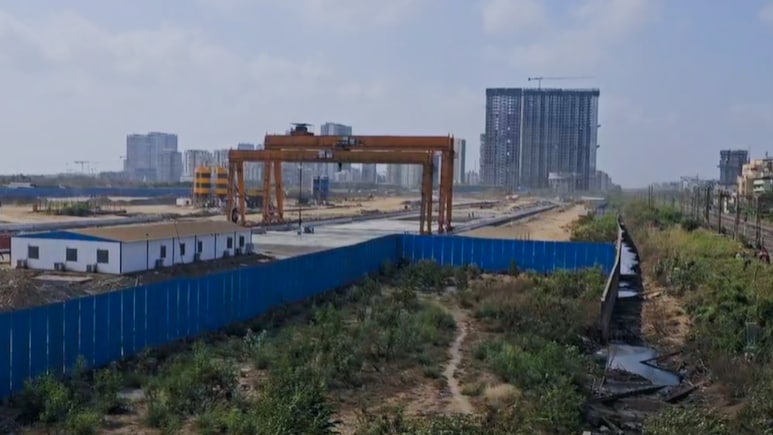 मुंबई लिंक रोड प्रोजेक्ट स्थल पर हादसा, L&T की साइट पर क्रेन गिरने से 2 मजदूरों की मौत, BMC ने जांच बिठाई