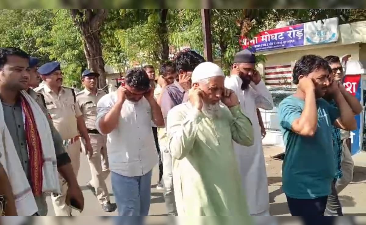 खंडवा में गौ हत्या : 8 पर केस, 7 गिरफ्तार, पुलिस ने निकाला आरोपियों का जुलूस; रासुका की मांग