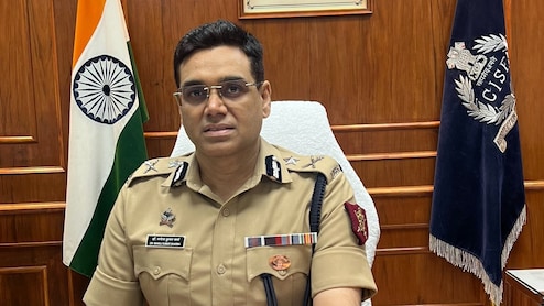 Meet Manoj Kumar Sharma, '12th Fail' Fame IPS Officer Who Got Key Mumbai Police Role