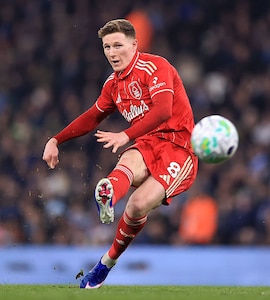 Why Pep Guardiolas Man City Exit Opens Old Traffords Door For Elliot Anderson