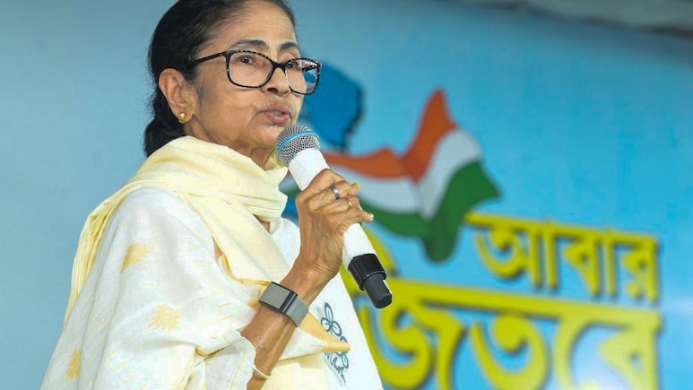 Despite Growing Revolt In Trinamool , No Sign of Introspection by Mamata Banerjee