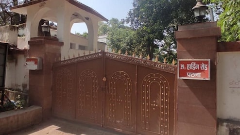 क्या अंधविश्वास के चक्कर में नए बंगले में नहीं जाना चाहतीं रबड़ी देवी