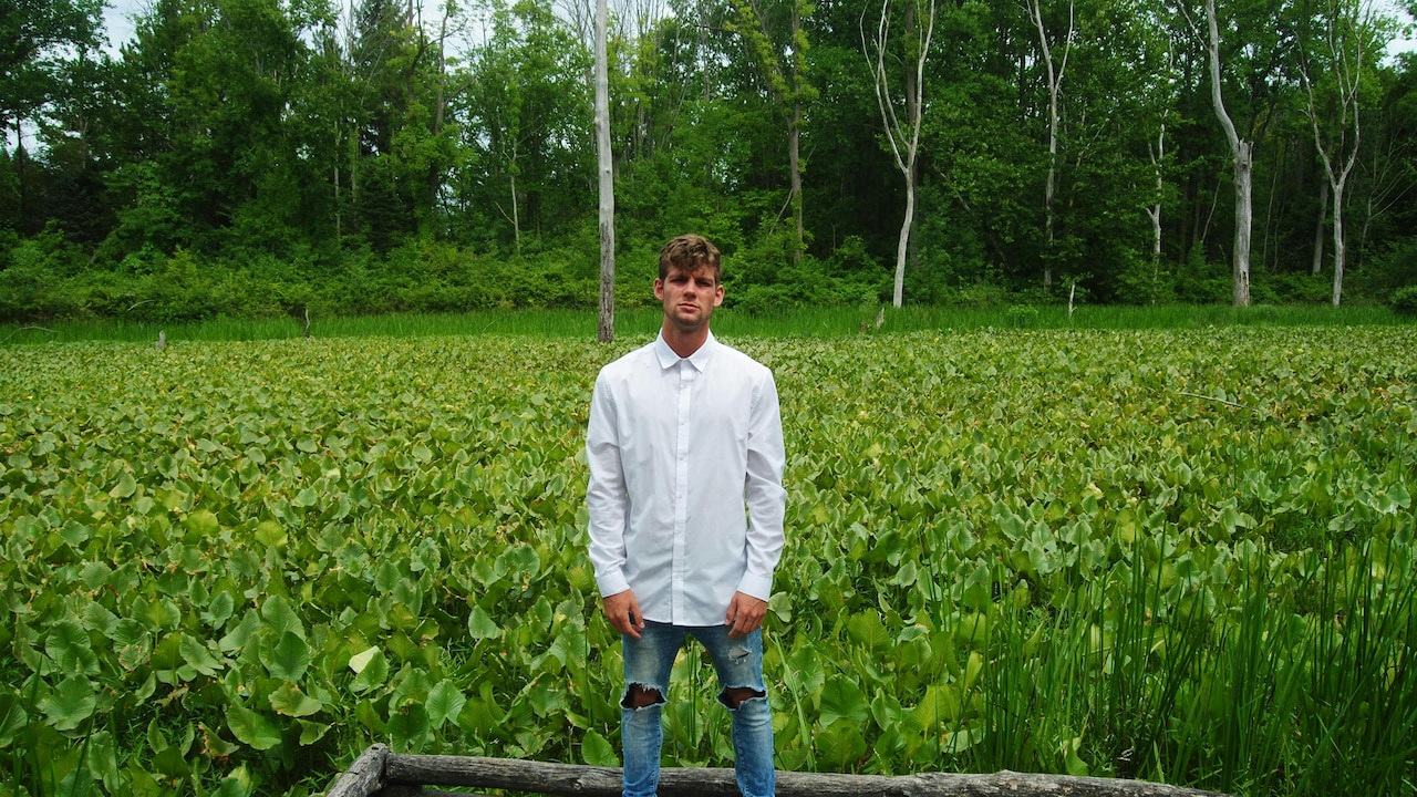 Why Buying The Perfect White Shirt Is Harder Than It Looks Why Buying The Perfect White Shirt Is Harder Than It Looks