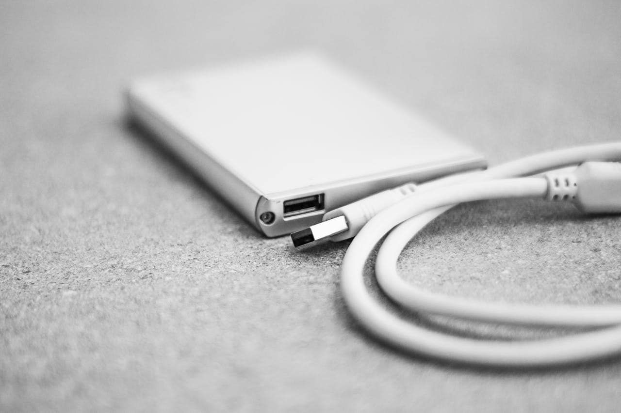 Choose Power Banks For Travel Without Stress