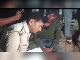 हत्&zwj;या करने आए शूटर को ग्रामीणों ने पकड़कर क&zwj;िया अधमरा, कर द&zwj;िया पुल&zwj;िस के हवाले