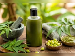Neem Shampoo At Home: डैंड्रफ और खुजली से राहत पाने के लिए घर पर खुद तैयार करें नीम की पत्तियों से बना शैम्पू
