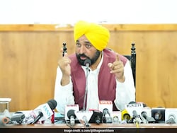 Union Minister Calls Bhagwant Mann "ISI Agent", AAP Hits Back