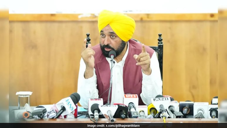 Union Minister Calls Bhagwant Mann "ISI Agent", AAP Hits Back
