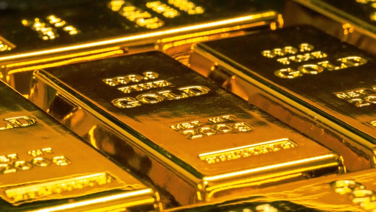 Govt Caps Gold Imports At 100 Kg Per Licence To Curb Duty-Free Diversion