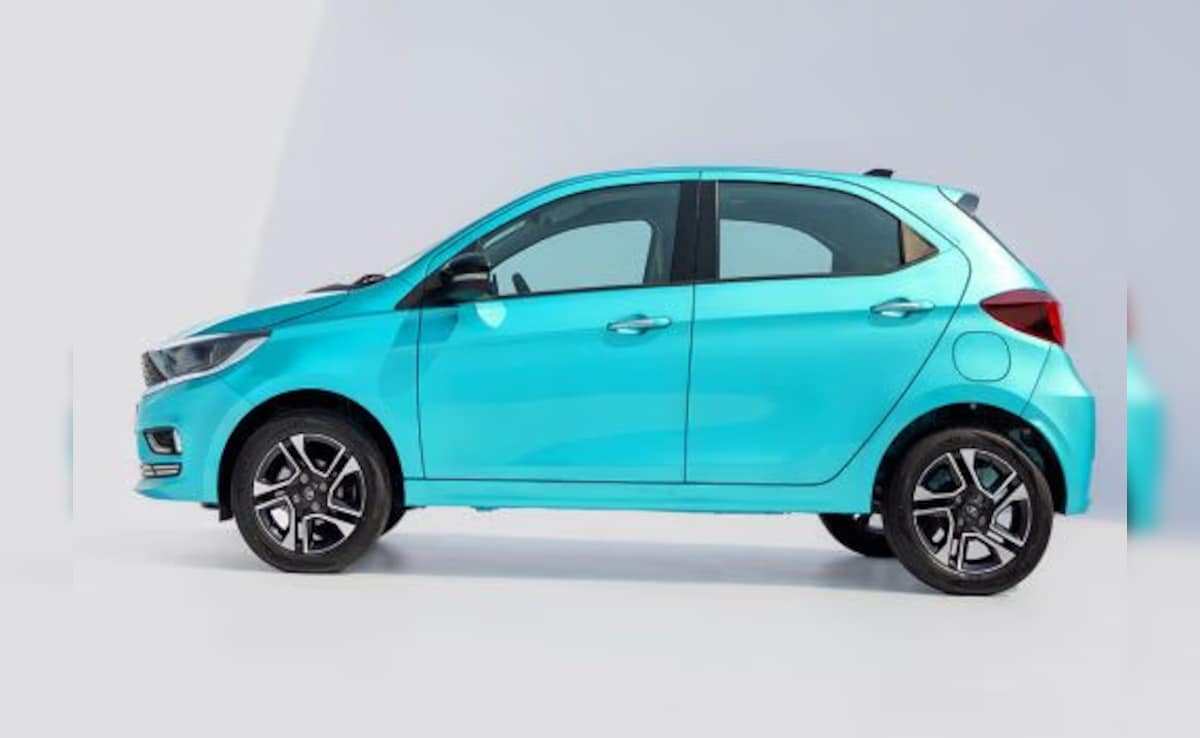 2026 Tata Tiago vs Tiago EV vs Tiago CNG: Prices, Specification, Colours And More