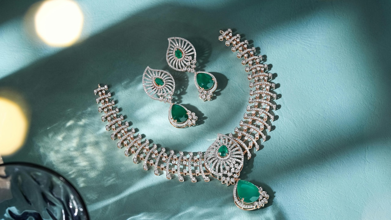 Find stunning gifts for Mom with the Shopsy SASA LELE Sale starting at just ₹50