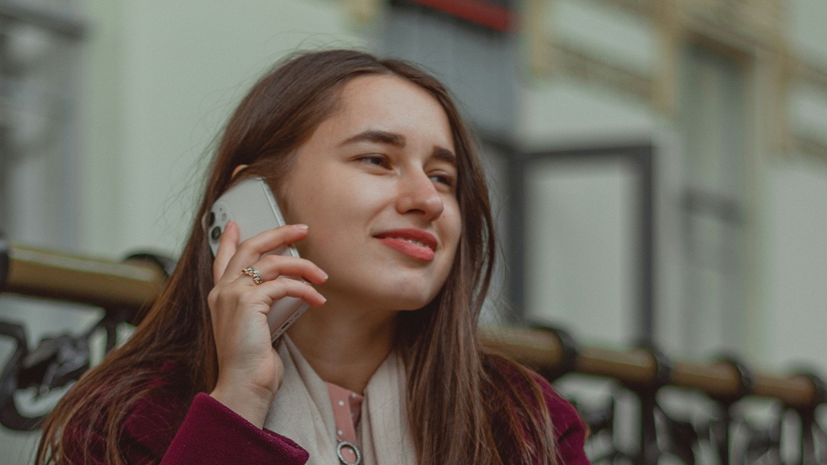Airtel vs Jio: जानें किसका 365 दिनों वाला प्लान है बेस्ट, अनलिमिटेड 5G डाटा और कॉलिंग के साथ जबरदस्त फायदे