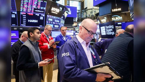 Wall Street Highlights: Tech-Heavy Nasdaq 100 Sinks 5% In AI-Led Rout As Bond Yields Climb &mdash; Markets Wrap