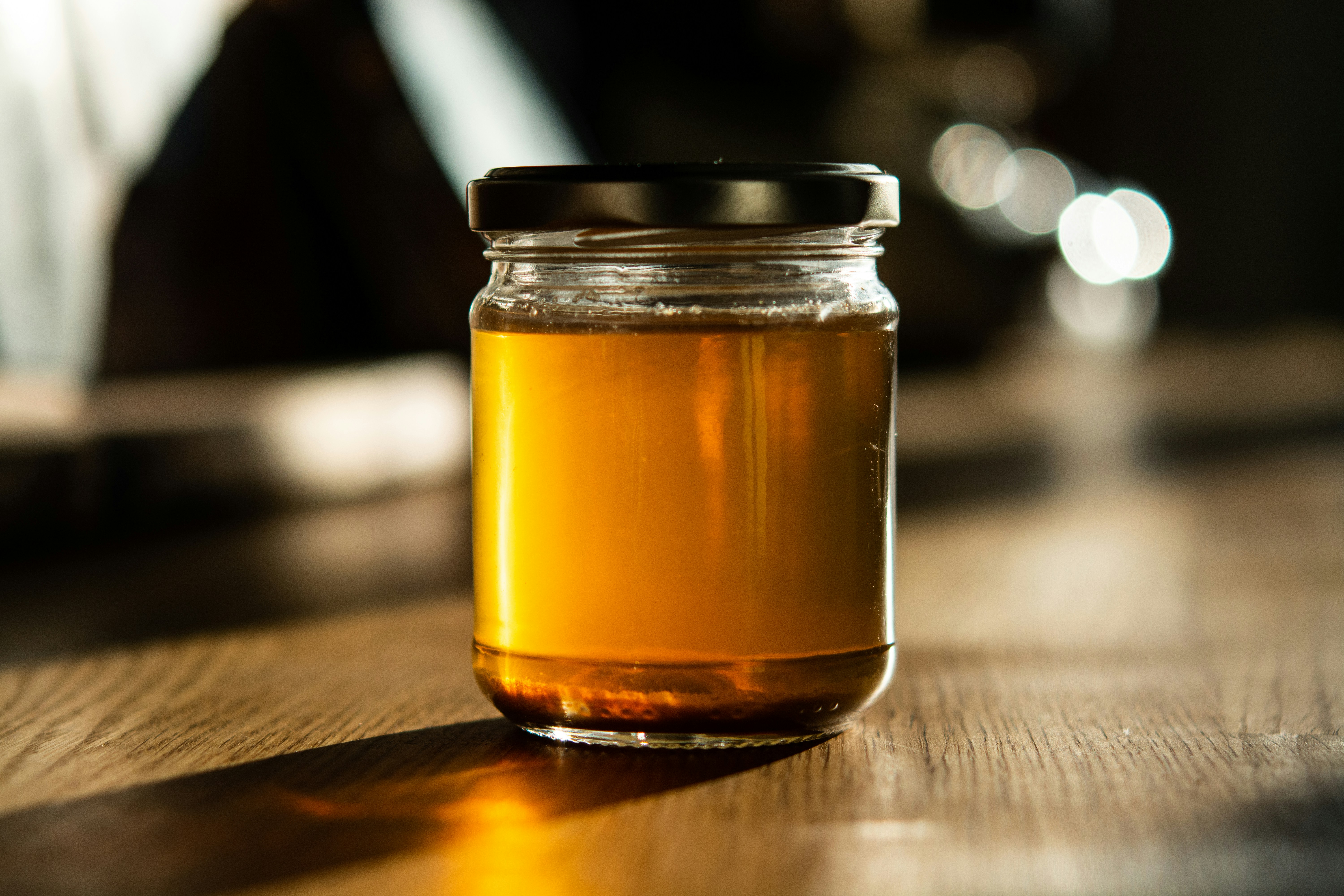 Having a small amount of ghee on an empty stomach may be beneficial