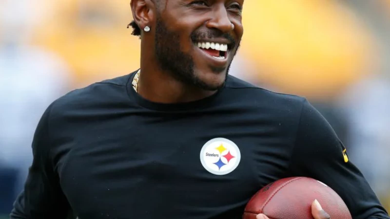 Ex-Wide Receiver Antonio Brown Fires Shots At Tampa Bay Buccaneers In Explosive Livestream: "Im Bigger Than The Team"