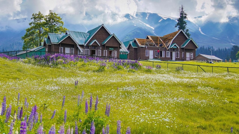 PM Modi Says Skip Foreign Trips, These Indian Places Offer An International Experience
