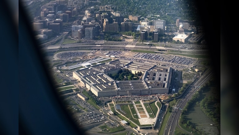 Microsoft, Amazon Hand Pentagon More Control Over AI Systems