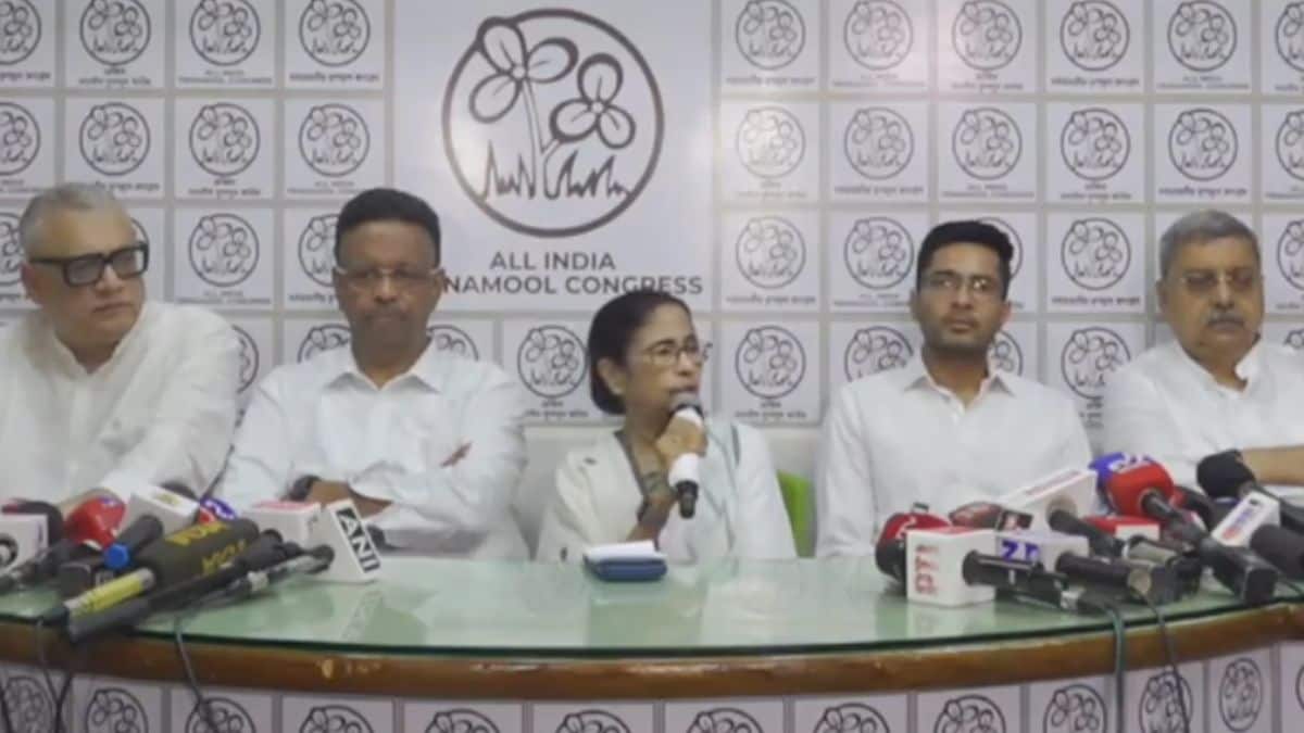 "Election Commission Played Nasty Games": Mamata Banerjee's Big Attack