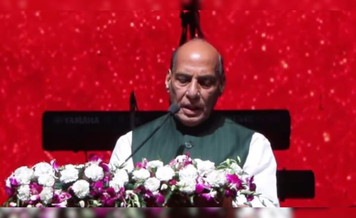ऑपरेशन सिंदूर सैनिकों की वीरता से बना सैन्य इतिहास का स्वर्ण अध्याय है: राजनाथ सिंह