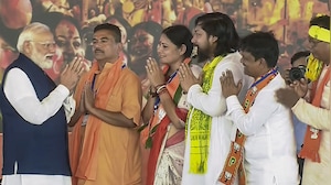 Suvendu Adhikari Oath Ceremony: Bengal Gets 1st BJP CM, 5 Ministers Sworn In