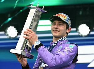 Teen Kimi Antonelli Wins Again In Miami To Extend Title Race Lead