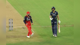 RCB vs GT LIVE Score:  फाइनल में लड़खड़ाई गुजरात की बल्लेबाजी, 55 पर गंवाए 3 विकेट, निशांत भी लौटे