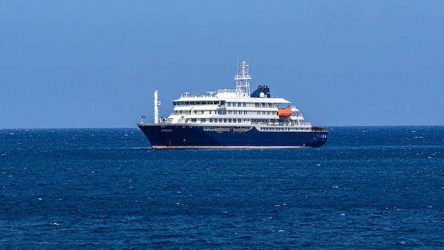 Hantavirus detected on Atlantic Ocean cruise and fallout reported