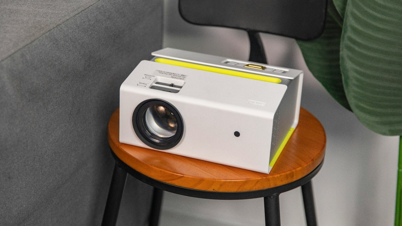 5 Best Mini Projectors For Bedroom Movie Nights That Actually Impress