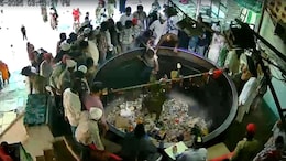Ajmer Sharif:  अजमेर शरीफ की 'बड़ी देग' में कूदा शख्स,पैसे निकालते समय CCTV में कैद हुई हरकत