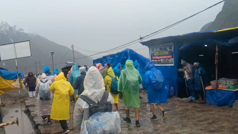 चार धाम यात्रा 2026: 64 दिनों में 200 श्रद्धालुओं ने गंवाई जान, हार्ट अटैक और हाई एल्टीट्यूड सिकनेस बने कारण