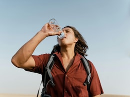 5 Signs Your Body Is Dehydrated Even If You Drink Enough Water