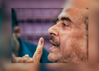 Blog | Suvendu Adhikari: The Man Who Never Forgot How He Was Denied A Stage In 2011