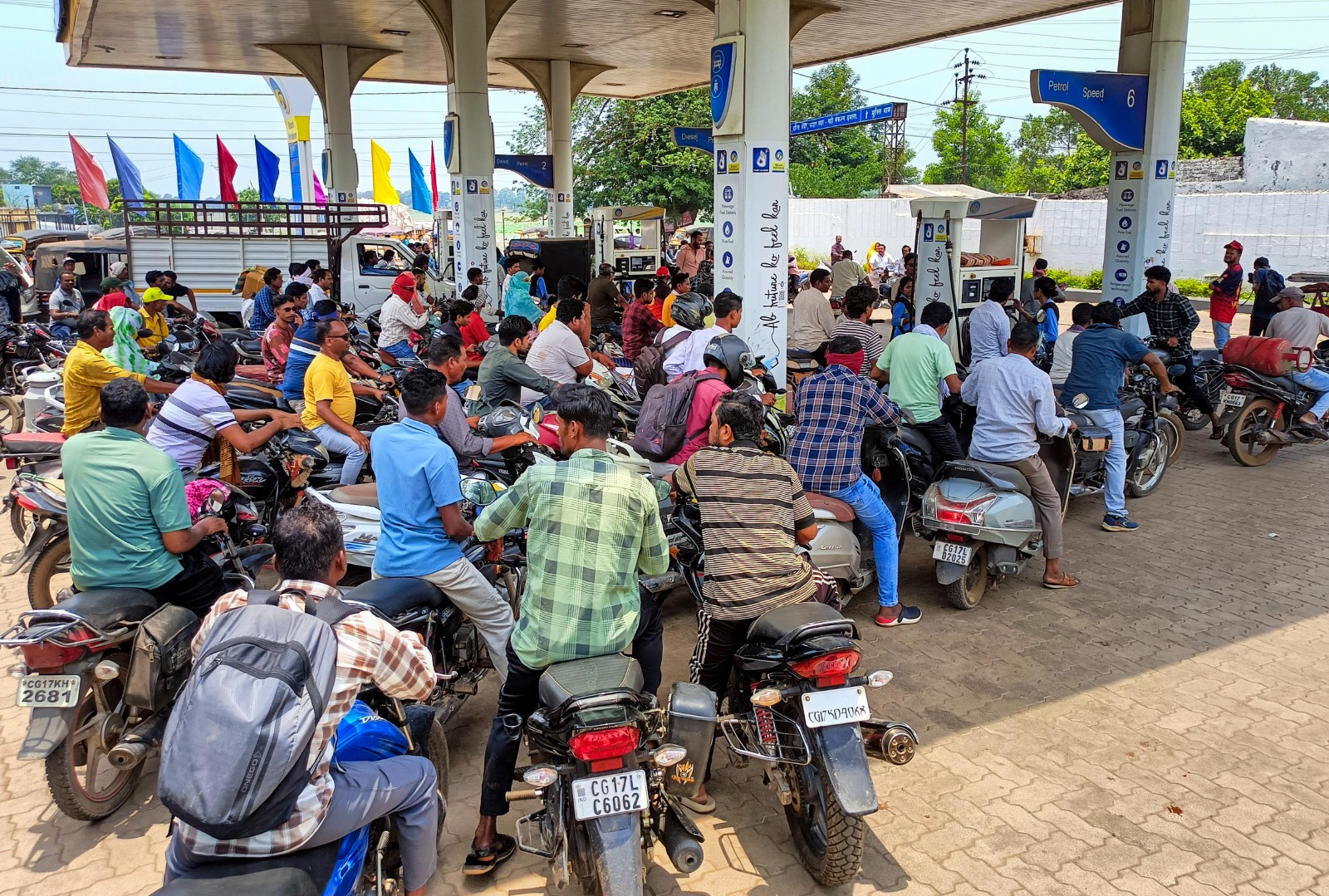 Petrol Diesel Prices Hike LIVE: Petrol To Now Cost Rs 97 In Delhi, Rs 106 In Mumbai