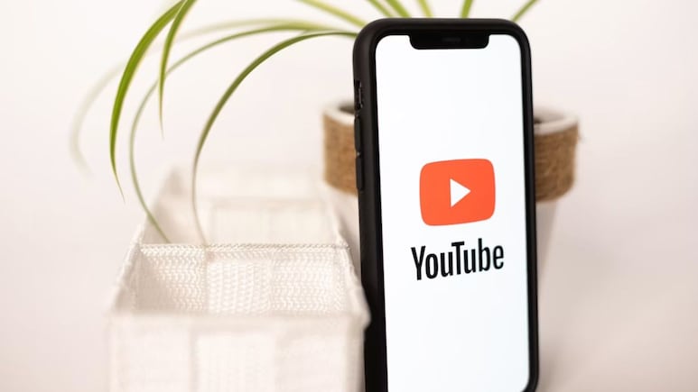 आखिर किन यूजर्स को मिल रहा है YouTube Premium Lite का Free एक्सेस?