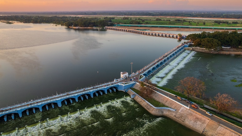 Which Is The Oldest Dam In India?
