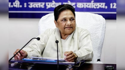 बसपा ने खेला 'ब्राह्मण कार्ड', मायावती बोलीं- सपा में नींद उड़ा देने वाली बेचैनी