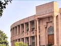 मंत्री के ख&zwj;िलाफ पोस्ट करने वाले शिक्षक का सस्पेंशन रद्द, हाई कोर्ट बोला- कानून से ऊपर नहीं अधिकारी