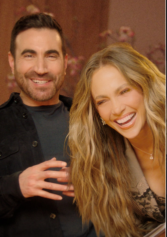 Brett Goldstein Rates On-Screen Kiss With Jennifer Lopez "12 Out Of 10". Her Reaction Is Gold